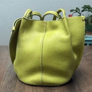 Sugar snap regular Devan by Portland Leather.